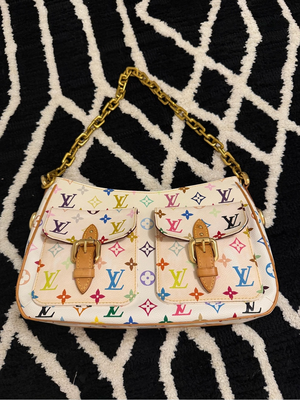 Vintage Louis Vuitton purse - Picture 2 of 8